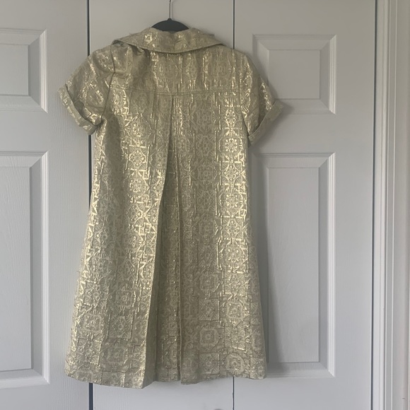 DVF short sleeved gold dress ⭐️ - Picture 3 of 3